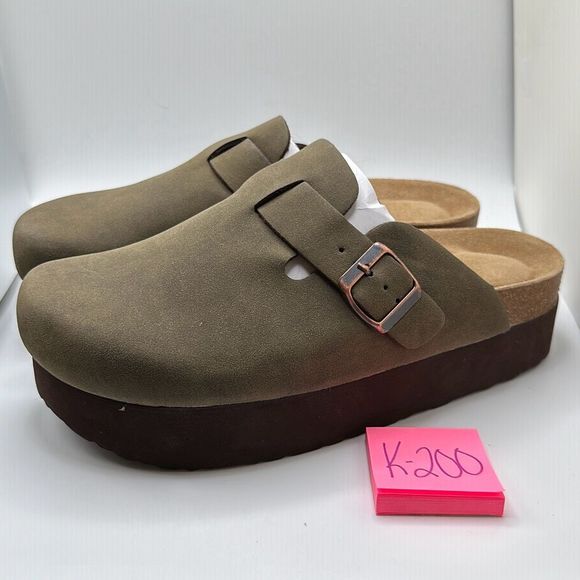 CUSHIONAIRE Women's Cork Footbed Platform Clog 10 OLIVE - Picture 3 of 6